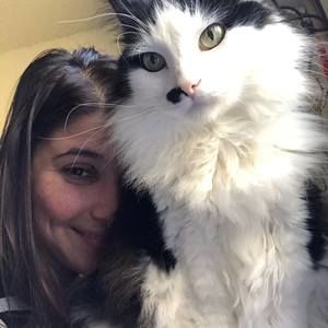 Meet your Posher, Maegan